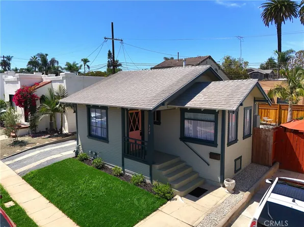 329 Eliot Ln, Long Beach, CA 90814