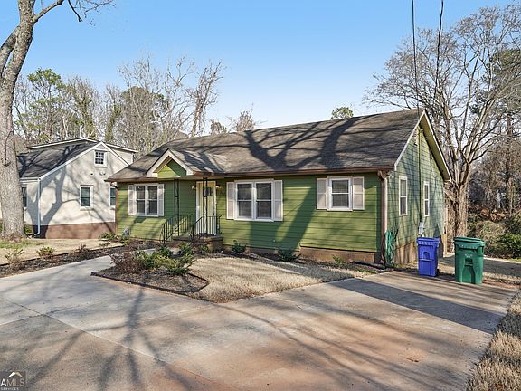 2nd image of 742 Fayetteville Rd SE