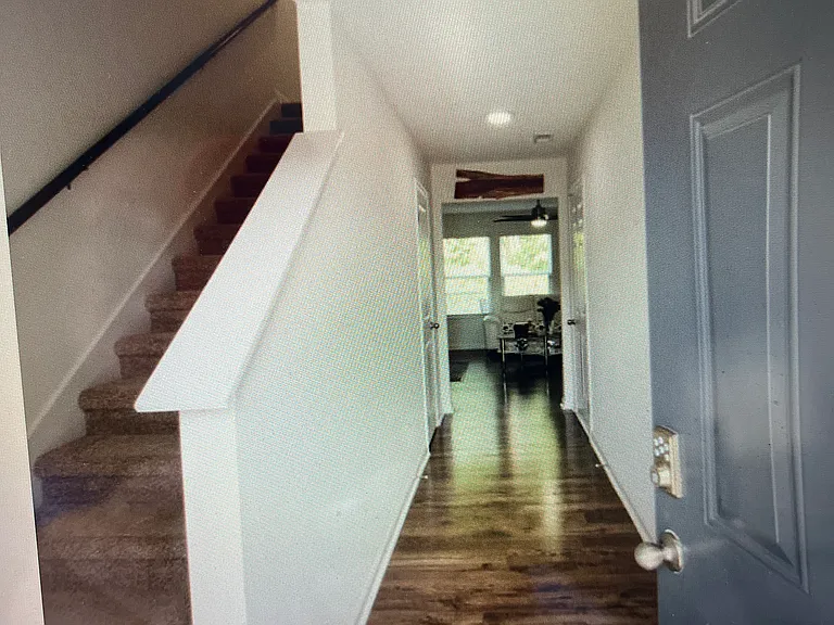 9428 Avian Forest Ln — Photo 2
