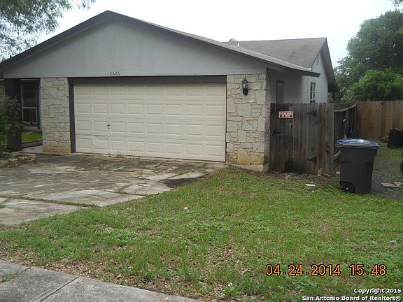3rd image of 5646 Wood Walk St