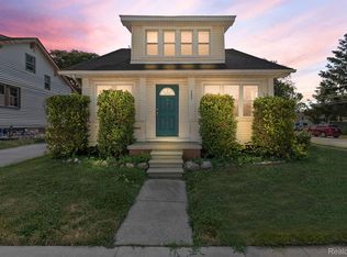 22404 Virginia Ave, Eastpointe, MI 48021