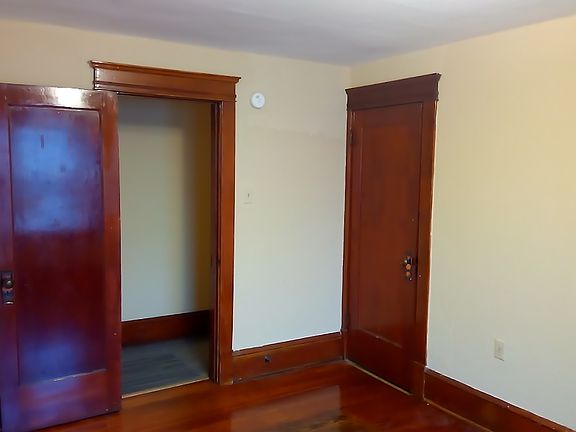 2nd image of 108 Wilson St APT 2