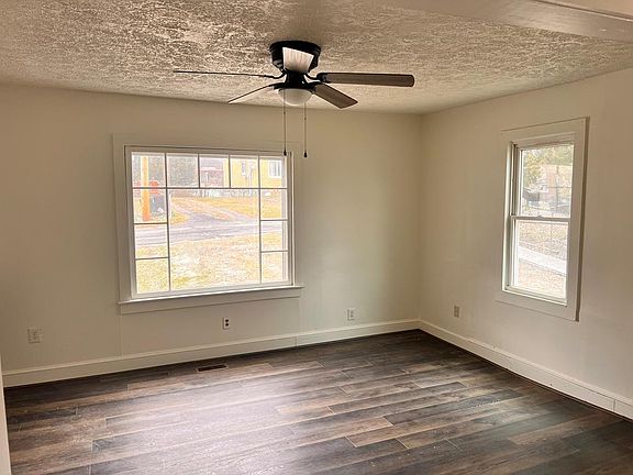 2nd image of 137 Bellwood Dr
