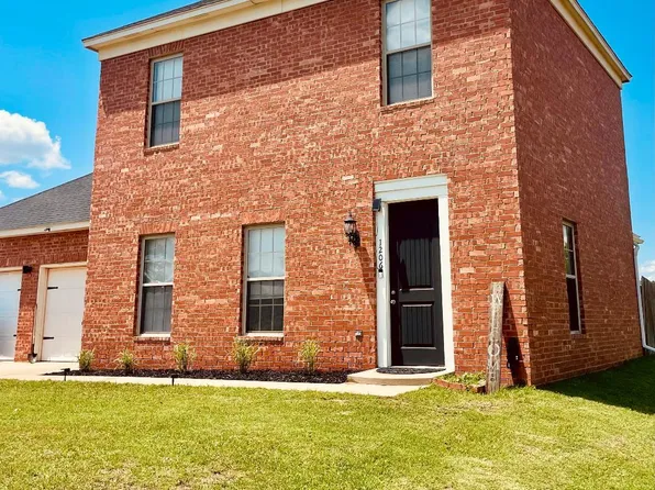 1206 Norman Rd, Enid, OK 73703