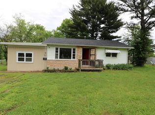 1205 Grand Ave, Cuba, MO 65453