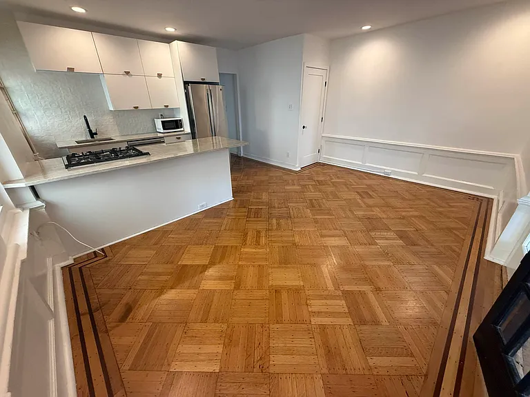 319 Fenimore St #2 — Photo 1