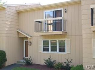 9 Chipmunk Ter, Bethel, CT 06801