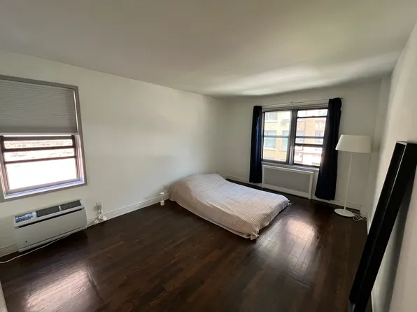 140 Seventh Avenue image 9 of 13