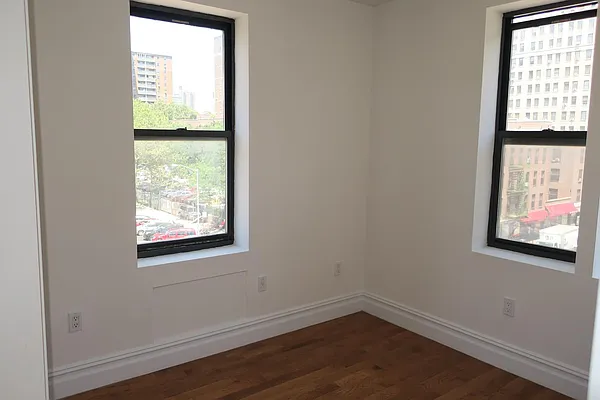 Rented by Platinum Forbes Global Properties | media 10