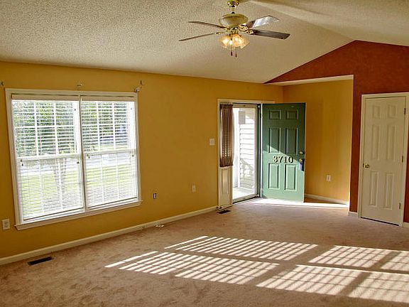 2nd image of 3710 Hillcrest Dr