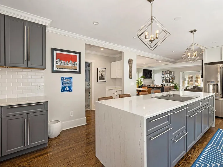 Chef's Kitchen - Large Island, Stainless Steel Appliances, Great Cabinet & Counter Space!