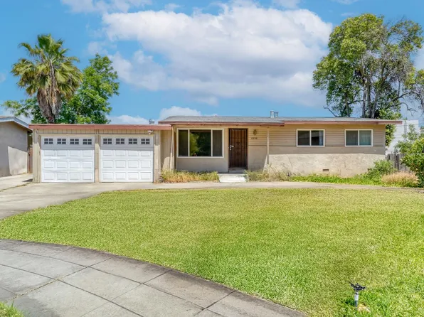 6298 N Glenn Ave, Fresno, CA 93704