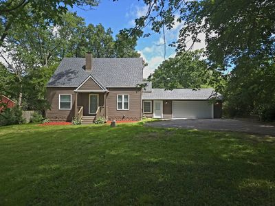 2104 E 73rd Ave, Merrillville, IN, 46410