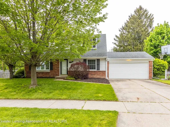 1010 Blanchette Dr, East Lansing, MI 48823