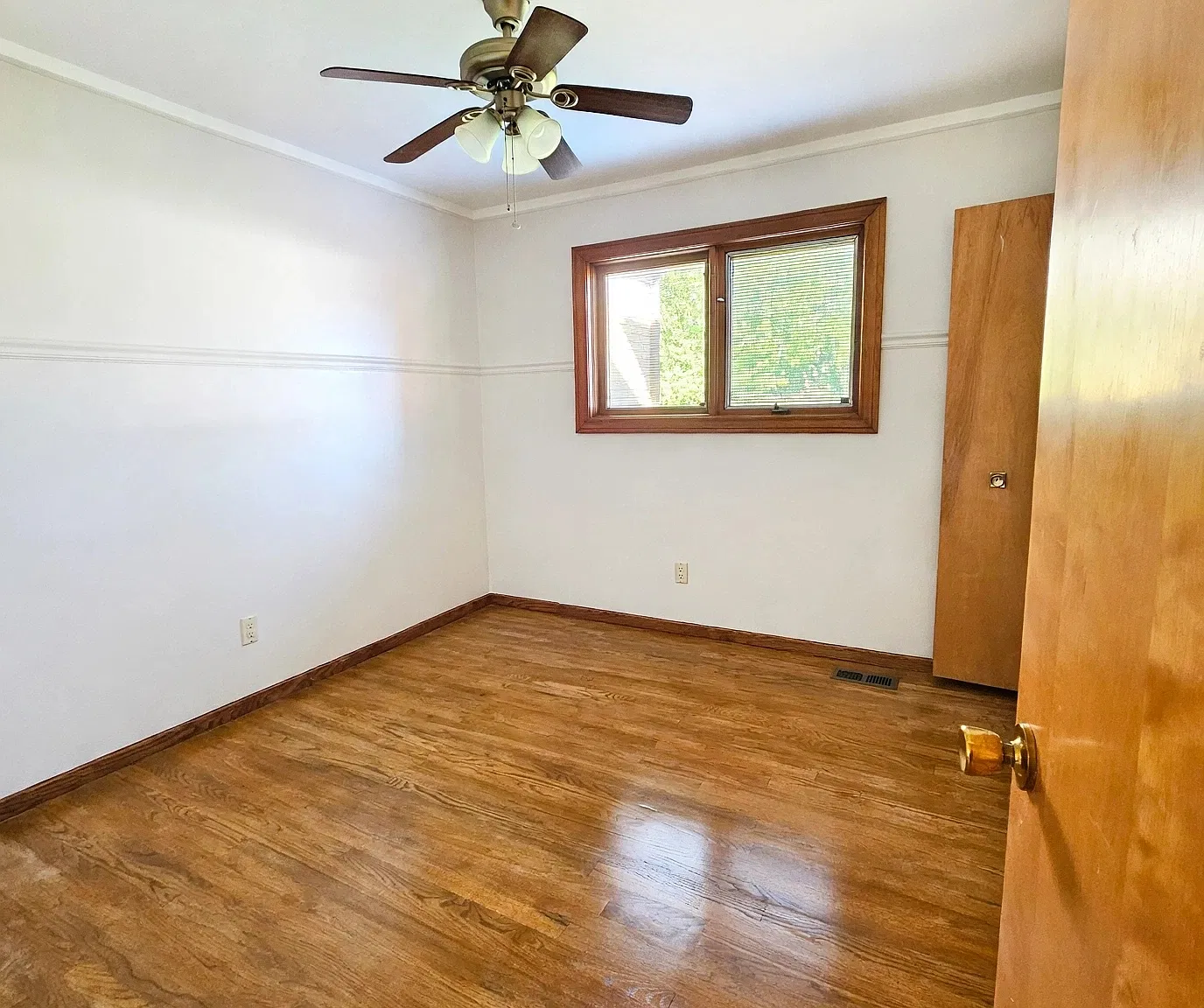 3 bed, 1450 sqft, $2,000 — Photo 4