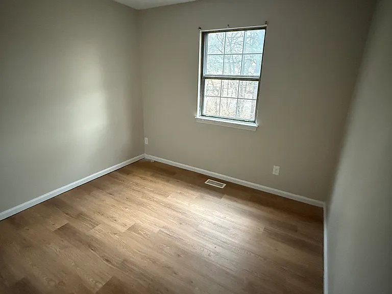 4807 Anglesey Ct — Photo 12