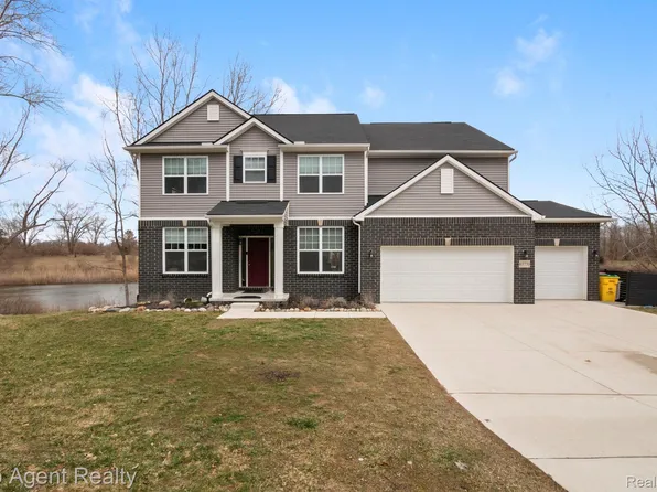 63770 Dequindre Rd, Washington, MI 48095