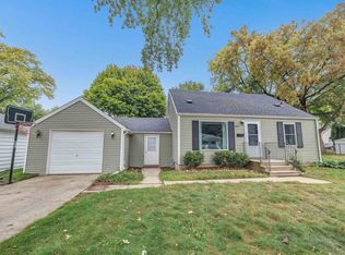 2021 Oakdale Ave, Green Bay, WI 54302