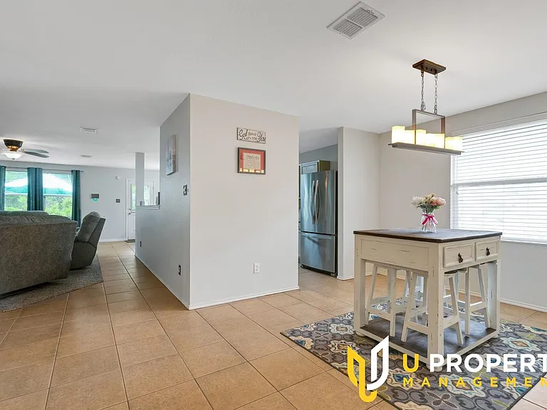 1515 Harvest Crossing Dr — Photo 6