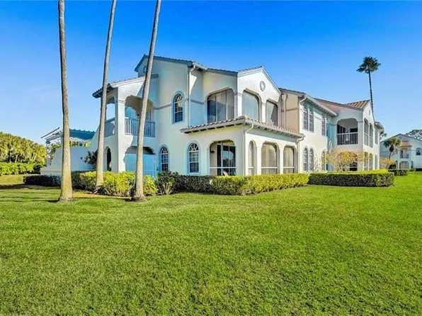 704 Ryder Cup Circle, Palm Beach Gardens, FL 33418