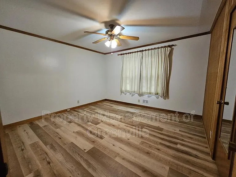 400 Berea Dr — Photo 9