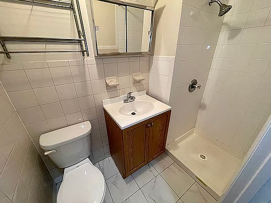 4th image of 572 Union St APT 1B