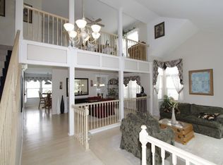 1311 Silver Cir, Bartlett, IL