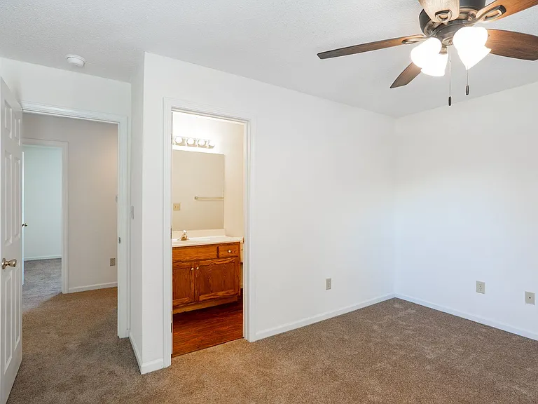 4401-4403 Cheryl Ct. — Photo 29
