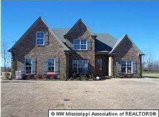 7753 Brent Hogue Dr, Olive Branch, MS 38654