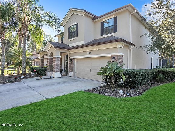 3rd image of 243 N ARABELLA Way