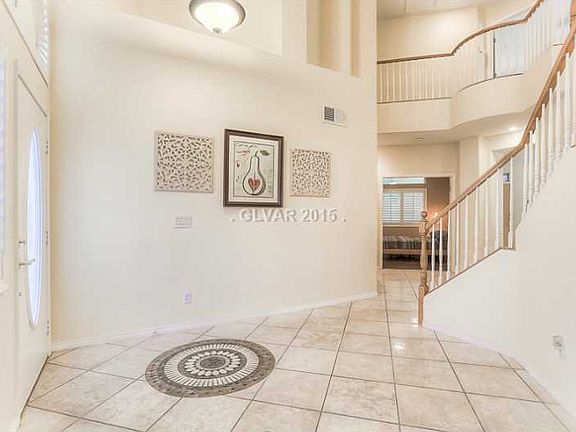5th image of 3897 Peachgate Ave