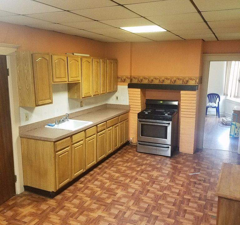 1st image of 233 N 19th St #1