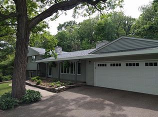 4554 Gaywood Dr, Minnetonka, MN 55345