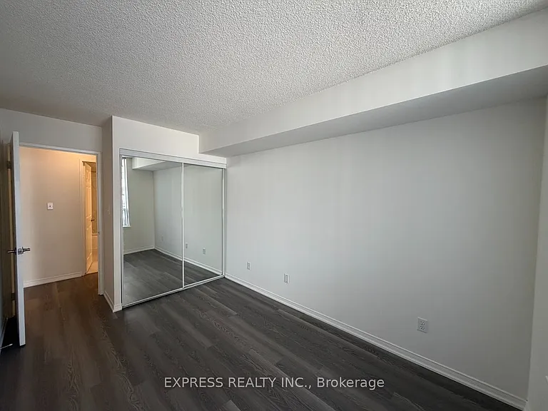 18 Hillcrest Ave #309 — Photo 10