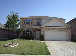 425 Lead Creek Dr, Fort Worth, TX 76131