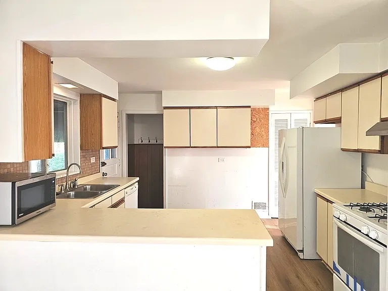 4527 Lilac Ave — Photo 5