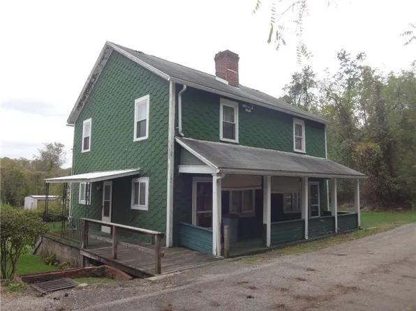 916 Coal St, Republic, PA 15475