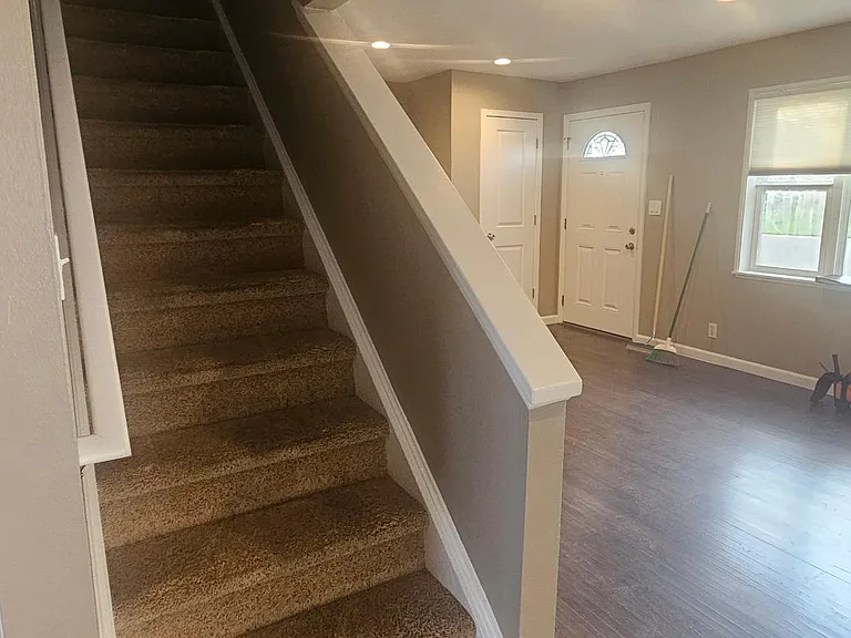 800 Lotus Way — Photo 14