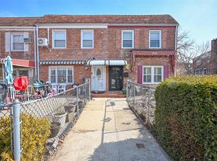 7037 175th St, Fresh Meadows, NY 11365