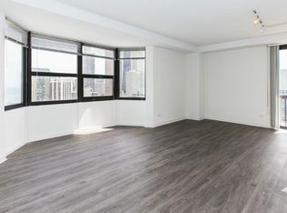 1121 N Dearborn St #312, Chicago, IL 60610