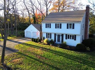 212 S Main St, Cohasset, MA 02025