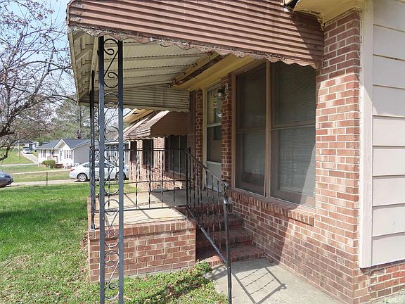 2nd image of 105 Alston Ct