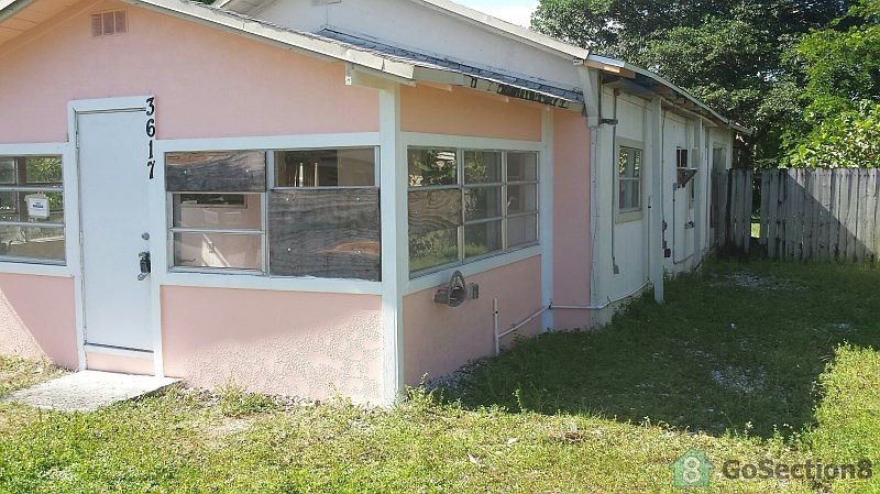 2nd image of 3617 SW 12th Ct