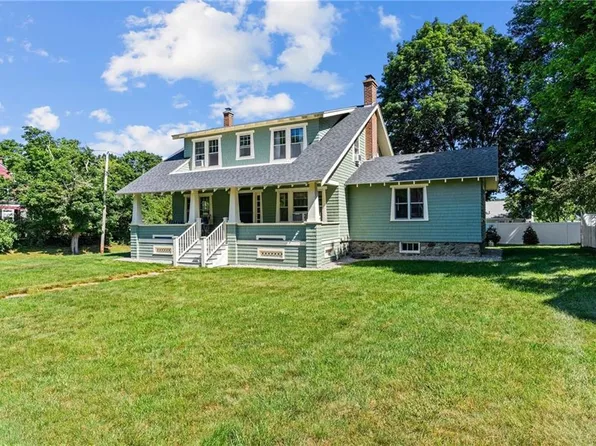 548 School St, Dighton, MA 02715