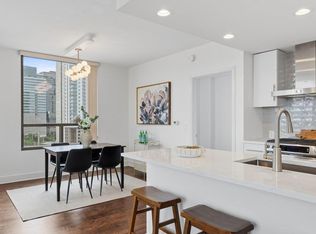 300 Bowie St APT 1101, Austin, TX 78703