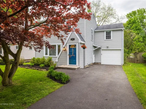 144 Seminole Way, Rochester, NY 14618