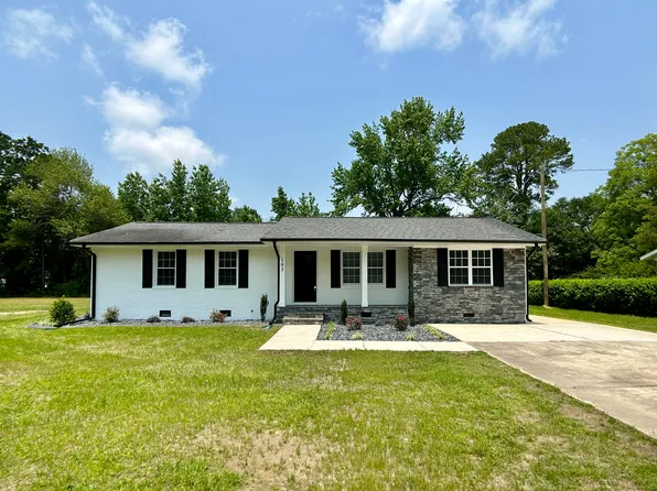 103 Crescent Dr, Princeton, NC 27569