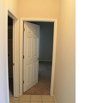 5th image of 4054 S 212th Ave