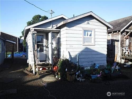 1st image of 1004 Ocean Beach Boulevard S