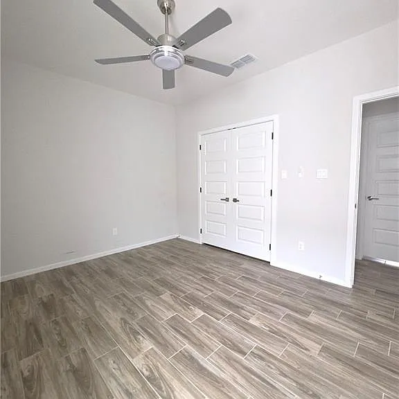 913 N Clarence Ave #2 — Photo 15